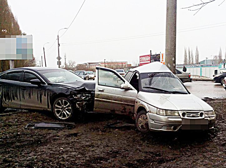 В Стерлитамаке пьяный водитель «Мазды» разнес «десятку»