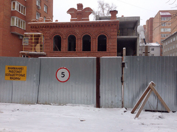 В Уфе пресекли незаконные работы в памятнике культуры «Дом Тикунова»