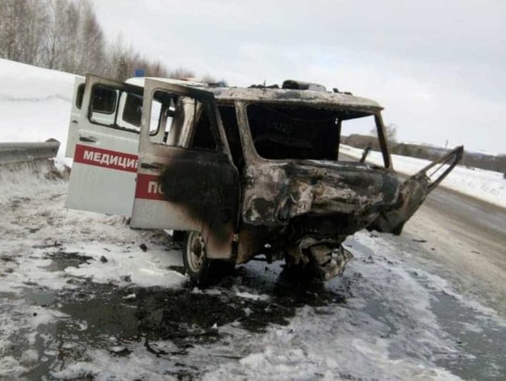 В Башкирии загорелась машина Скорой помощи