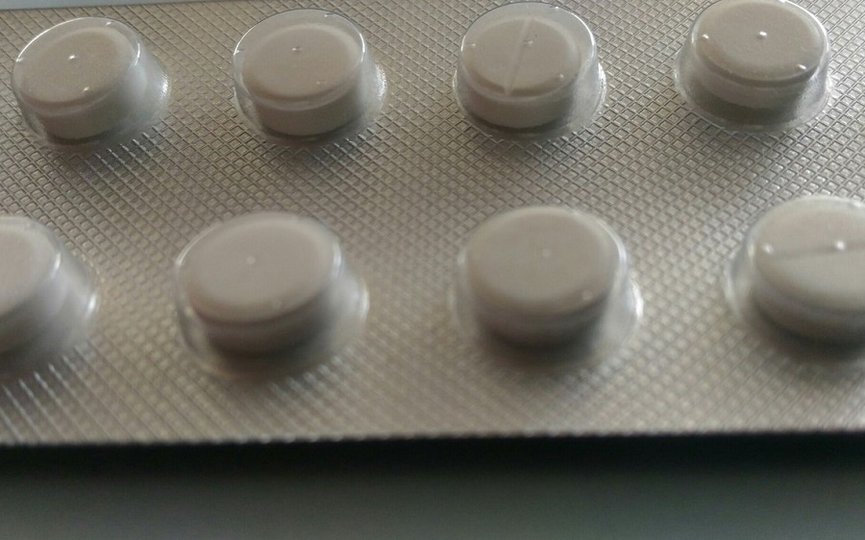 Сочетание двух препаратов предотвращает тяжелые последствия COVID-19