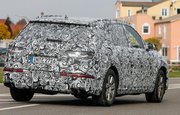 «Заряженная» версия внедорожника Audi SQ7 появится в 2016 году