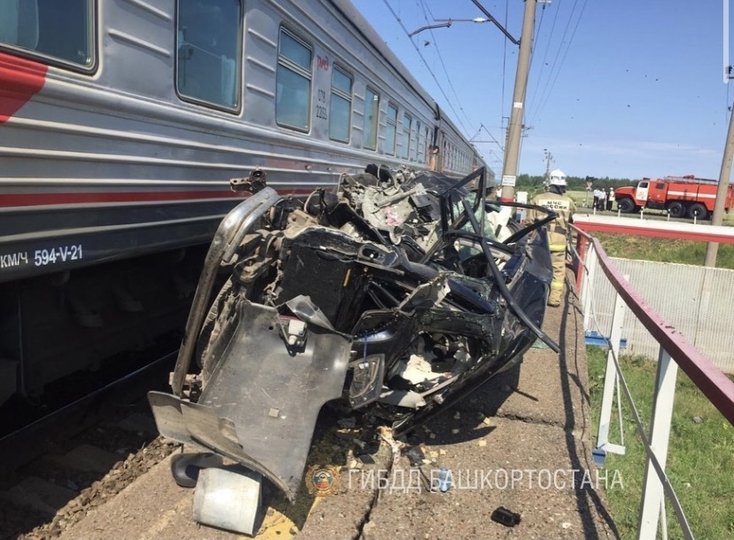 В ГИБДД Башкирии рассказали подробности аварии, произошедшей на железнодорожном переезде