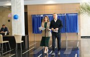 Глава Башкирии сегодня посетил избирательный пункт вместе с супругой