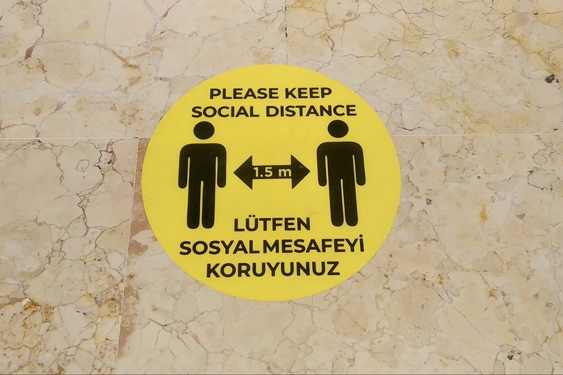 В Турции разрешили делать туристам прививки от коронавируса