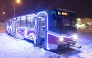 По Уфе разъезжают разукрашенные новогодние трамваи и троллейбус