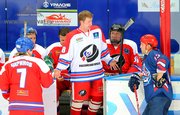 В Уфе состоялся товарищеский матч с участием звезд журналистики и хоккея