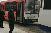 В Уфе снова столкнулись два пассажирских «НефАЗа»