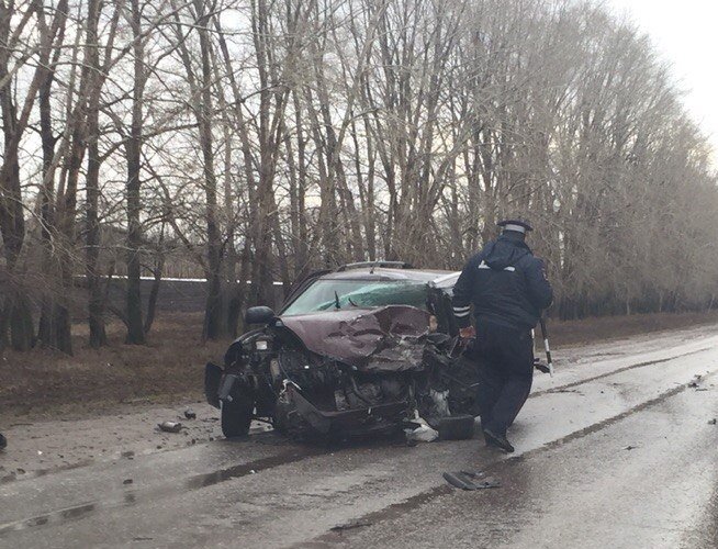 В Башкирии два водителя погибли в лобовом столкновении