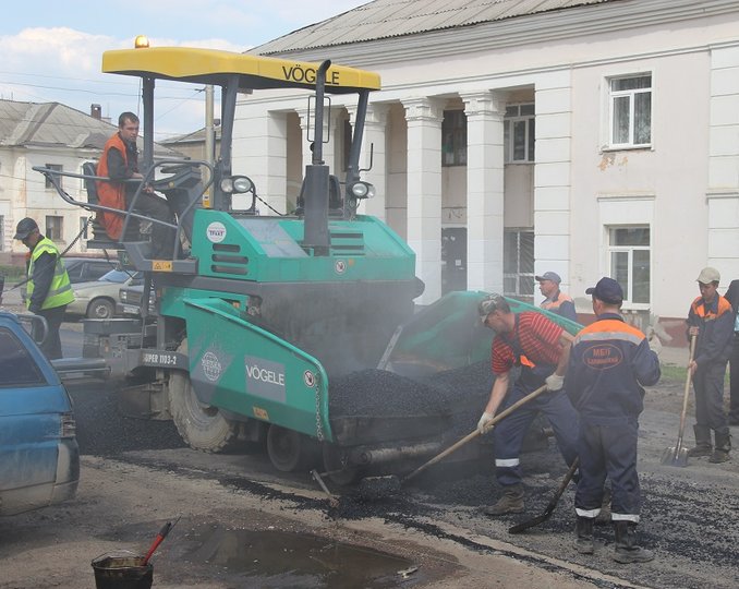 В Черниковке продолжают ремонтировать дороги