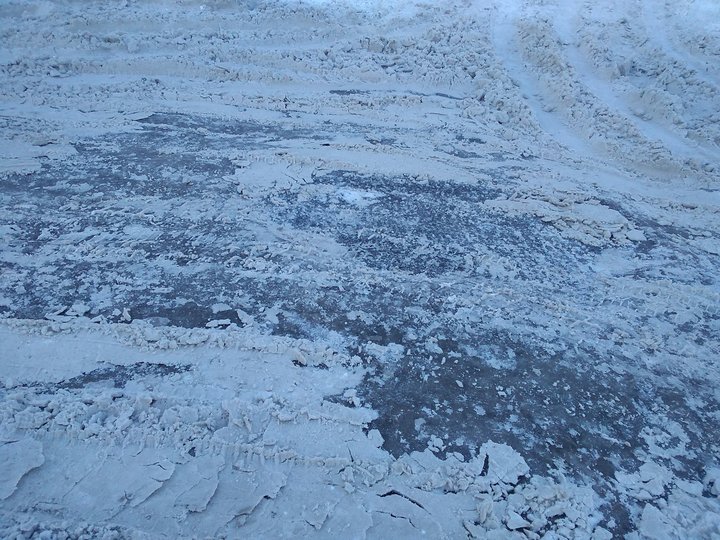 В Уфе управляющей компании выписали большой штраф за плохую уборку снега