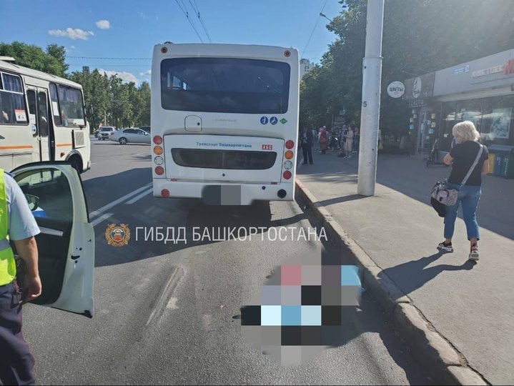 В ГИБДД Башкирии рассказали подробности аварии, в которой пенсионерка погибла под колесами автобуса