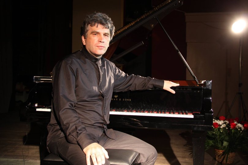 В Уфе с единственным концертом выступит пианист-виртуоз Танел Йоаметс
