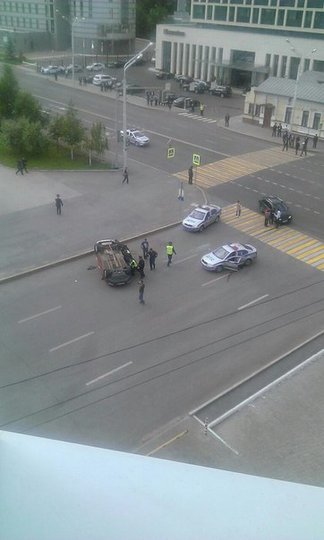 В центре Уфы перевернулся очередной автомобиль: подробности ДТП