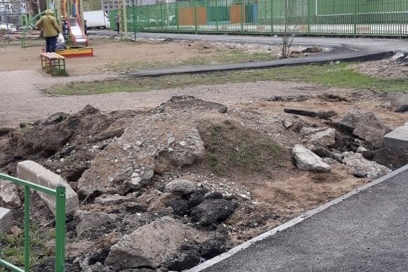 В Уфе «забыли» убрать строительный мусор вокруг нового детского сада и облагородить территорию